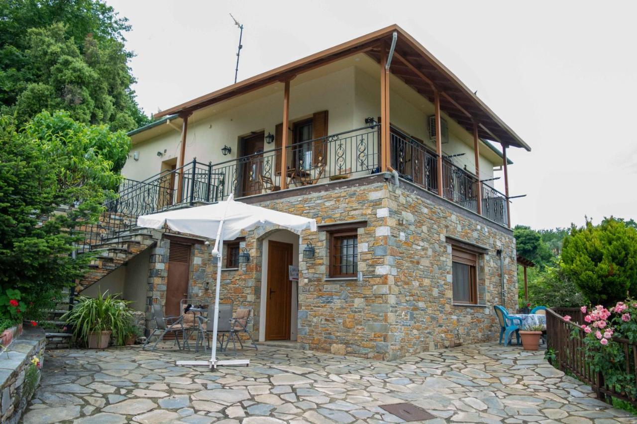 Efi'S Guest House Агиос-Димитриос Экстерьер фото