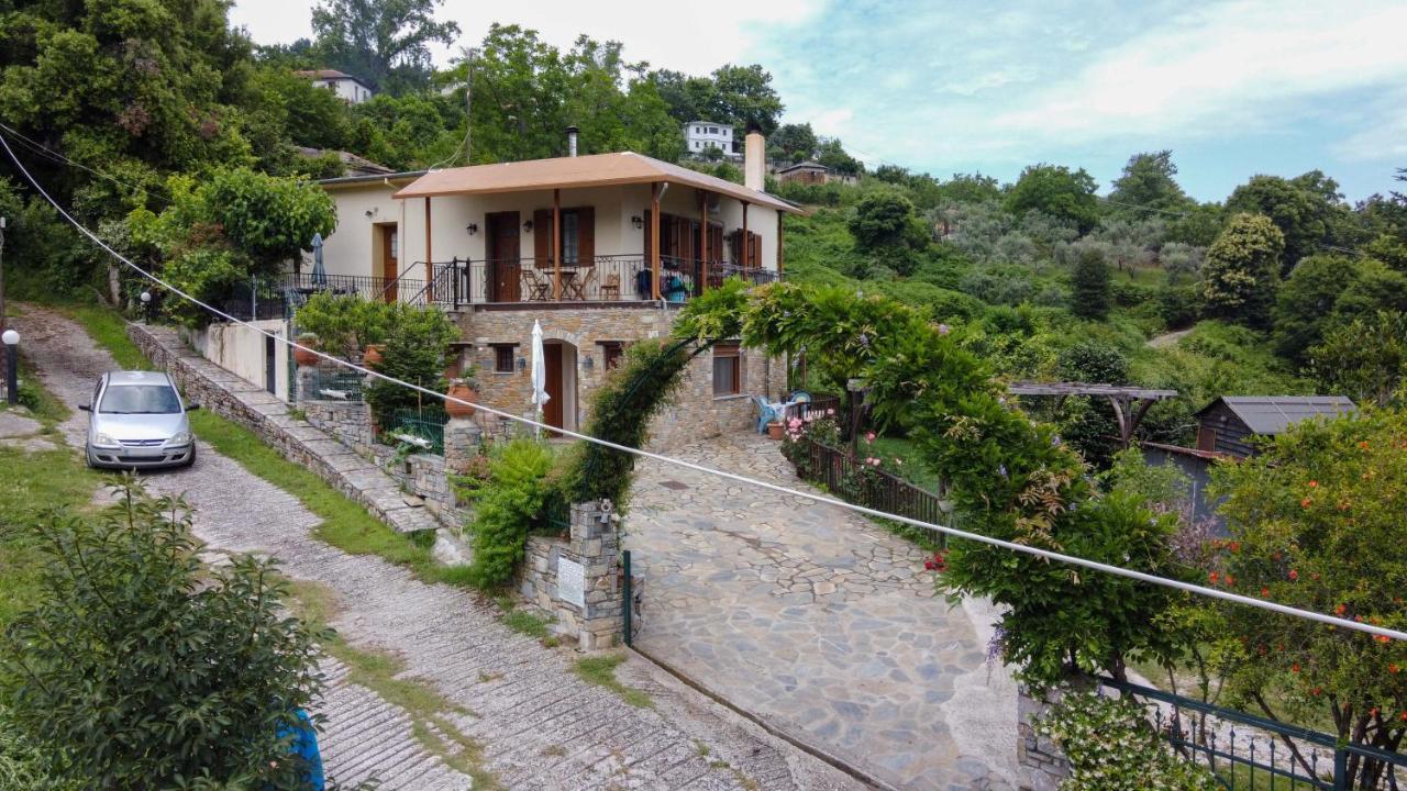 Efi'S Guest House Агиос-Димитриос Экстерьер фото